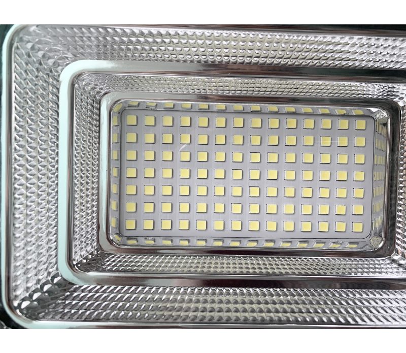 Đèn năng lượng mặt trời cho nhà xưởng, kho bãi
