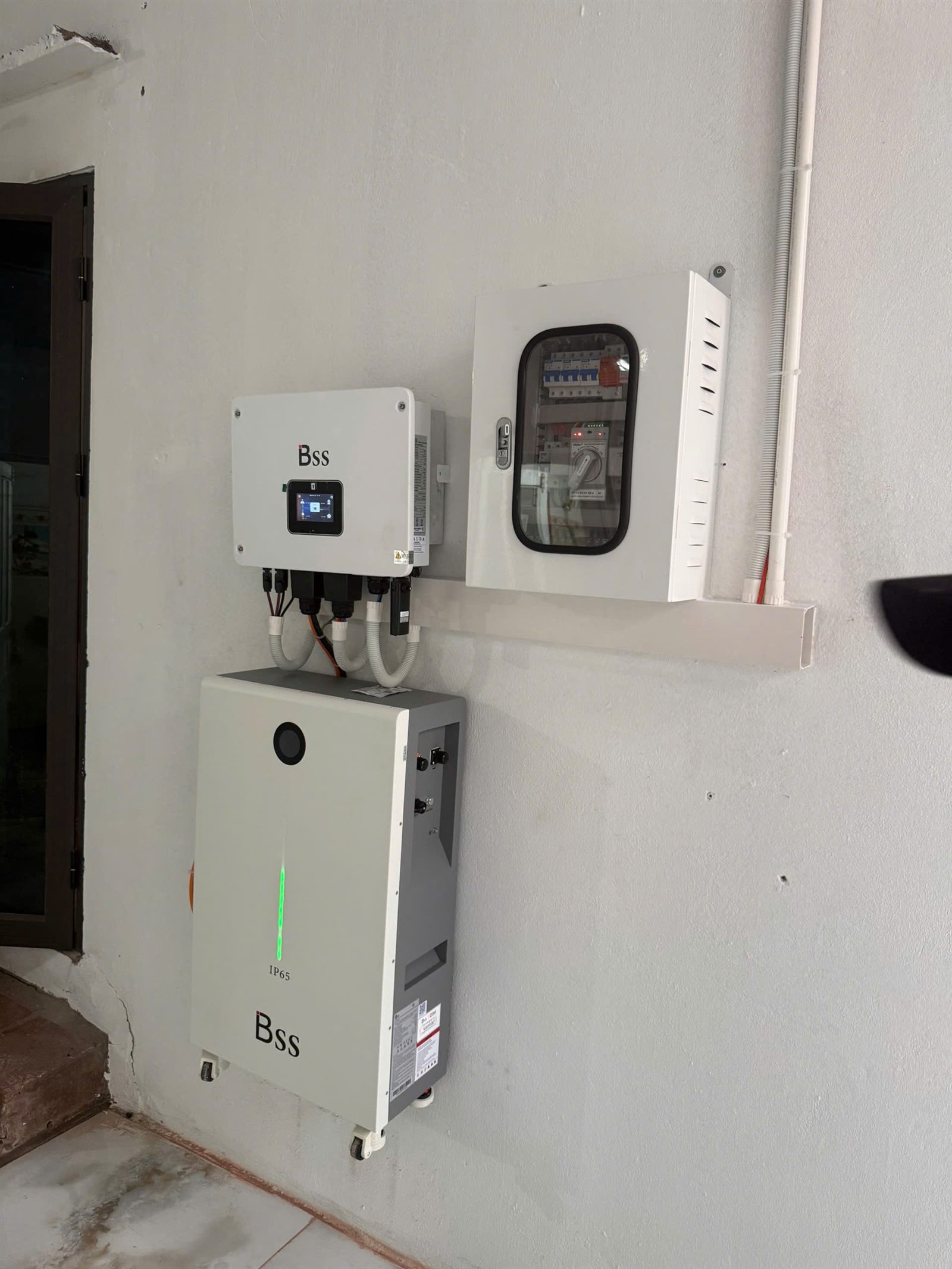 Inverter Huawei và Deye khác nhau thế nào?